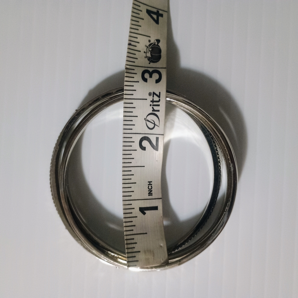 Elegant Silver Bangle Set - Picture 9 of 10